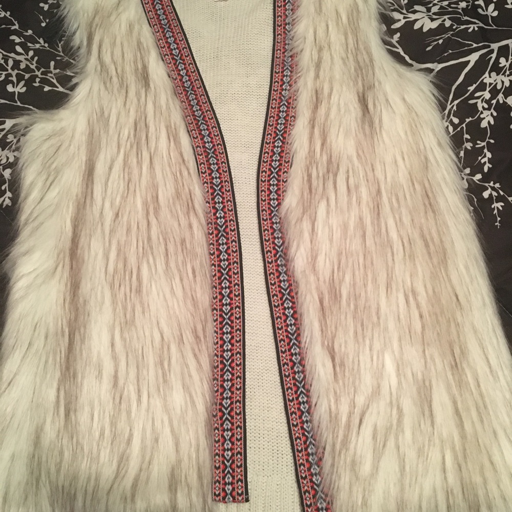 Xhlaration furry vest
